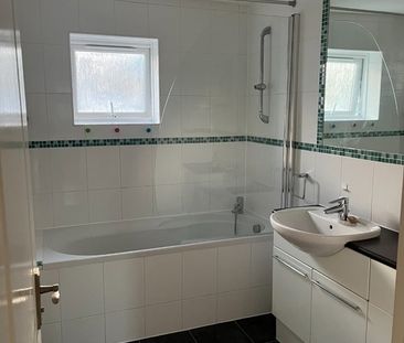 1 Bed Flat, Grantham Court, SE16 - Photo 4