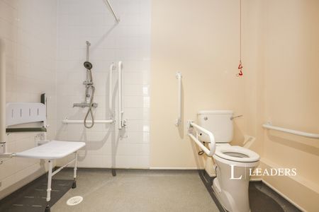 1 bedroom apartment to rent St. Peters Gardens, Marefair, Northampton, Northamptonshire, NN1 - Photo 3