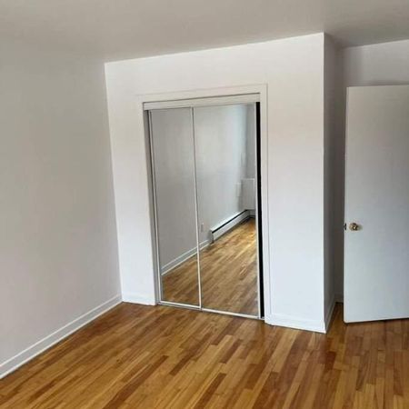 2 CH - 1 SDB - Montréal - $1,350 /mo - Photo 4