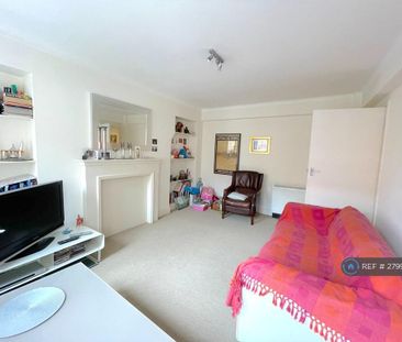 2 bedroom flat to rent - Photo 3