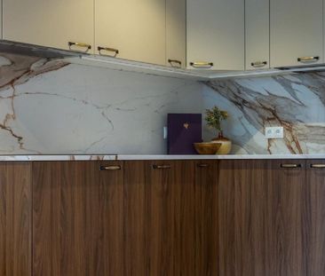 2 Bedroom Apartment For Rent in Nueva Andalucía, Málaga - Photo 5