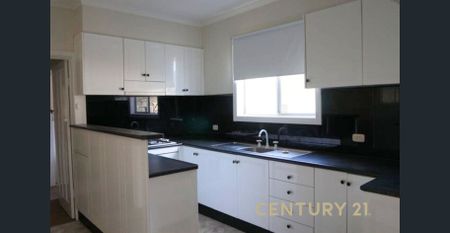 Comfortable Living in Central Dandenong - Photo 5