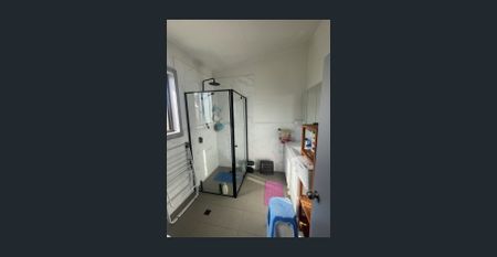 Great Three-Bedroom Home in Guildford - Photo 5