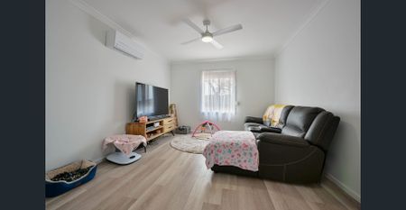 Charming on Charles - Photo 2