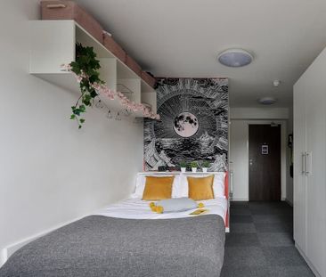 1 bedroom in a flat share to rent - Photo 4