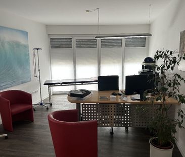 Attraktive Büro-/Praxisfläche mit vielen Möglichkeiten im Zentrum von Brilon! - Foto 3