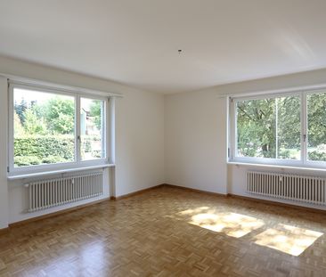 Wohnen im Grünen - grosszügige 4.5-Zimmerwohnung in Riehen - Photo 1