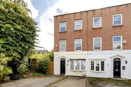 Guildown Avenue, Woodside Park, London N12 - Photo 4