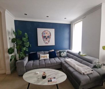 2 bedroom maisonette to rent - Photo 2