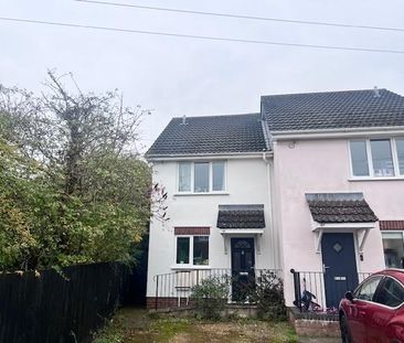 2 bedroom end of terrace house to rent - Photo 1