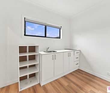 1-Bedroom Studio Including Electricity & Water - Photo 3