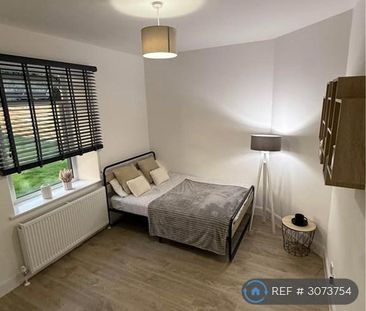 2 bedroom semi-detached house to rent - Photo 6