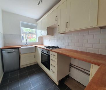 2 bedroom terraced house to rent - Photo 5