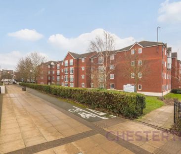 2 bedroom flat in Harlinger Street - Photo 1