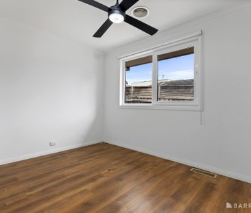 Renovated Two-Bedroom Living in a Prime Ringwood Location (Water Us... - Photo 2