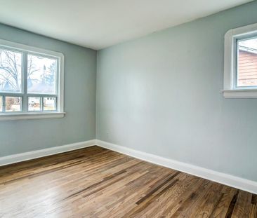 For Lease - 9 Thirty Eighth Street, Toronto, Ontario - Photo 6