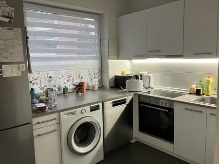 ++ Charmante 2 Zimmerwohnung+ EBK + Vollbad + Balkon ++ - Photo 4