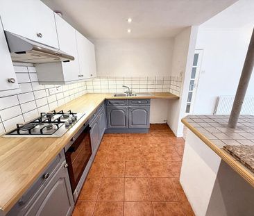 3 bedroom terraced house to rent - Photo 5