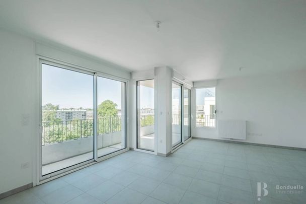 Rental Apartment Bordeaux Saint-Jean - Photo 1