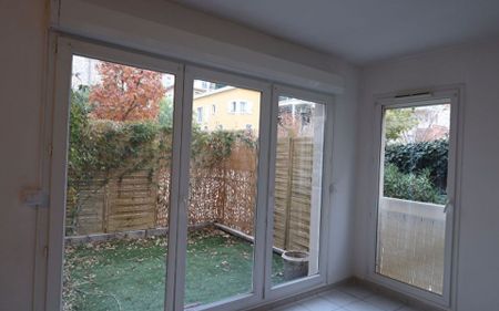 Appartement à louer 2 pièces • Marseille 2 - Photo 4