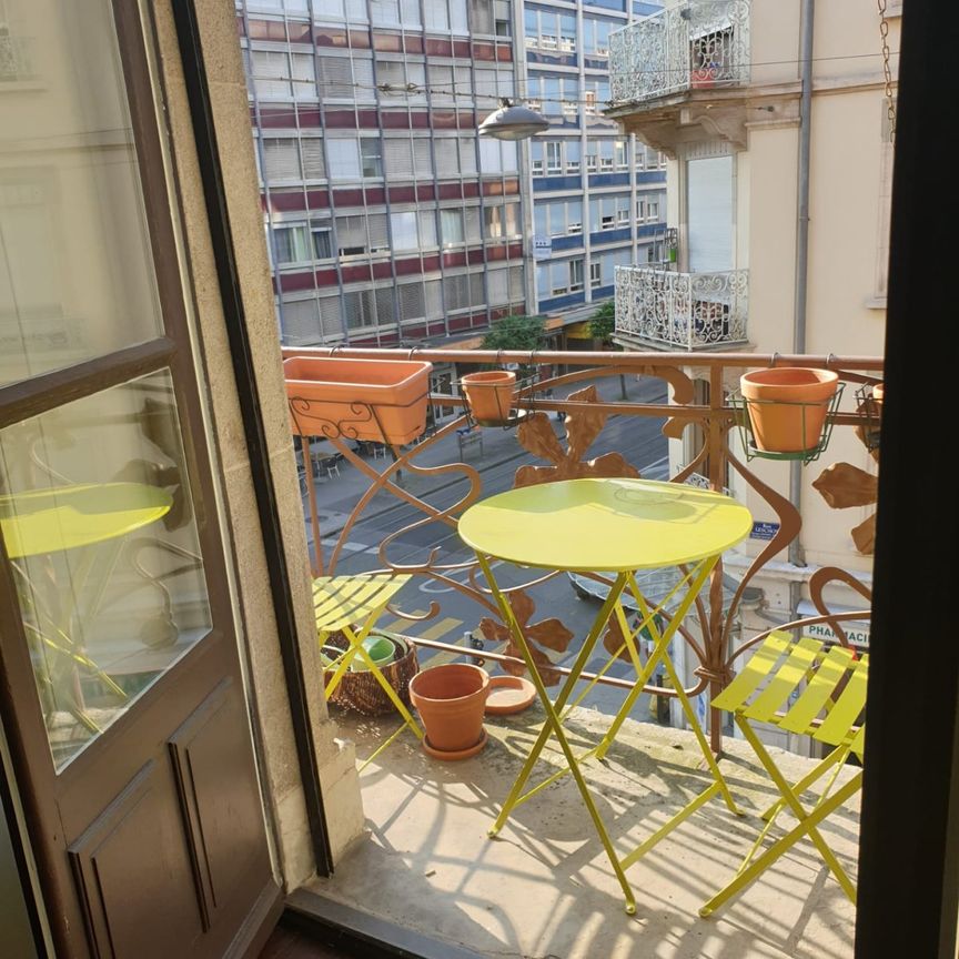 Au coeur de Plainpalais, bel appartement meublé - Foto 1