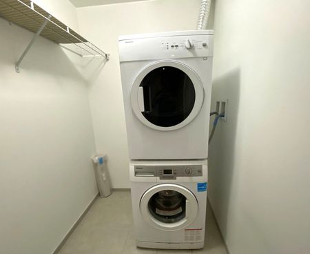 For Lease - 70 Temperance Street Unit# 1909, Toronto, Ontario - Photo 2