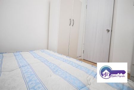 3 Bedroom Flat To Rent - Photo 3