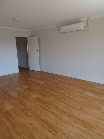 EASY LIVING IN CENTRAL LOCATION - Photo 4