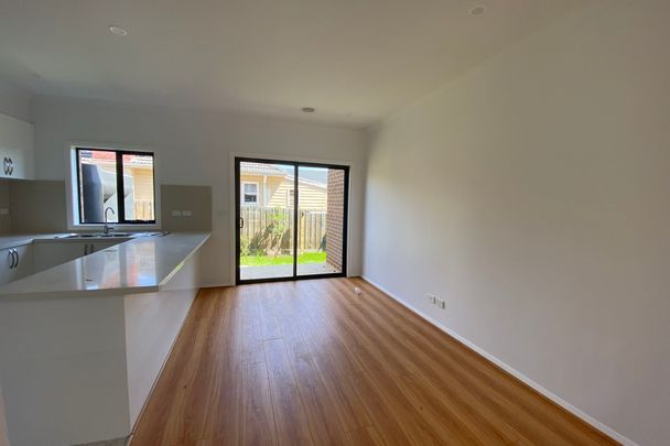 2/109 Ann Street, Dandenong. - Photo 1