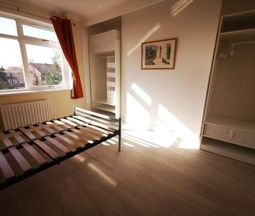 Kelvin Place, Forest Hall, NE12 - Photo 5