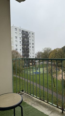 T2 MEUBLE AVEC BALCON ET STATIONNEMENT - Photo 5