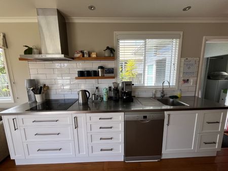 93 Parkers Road, Tahunanui, Nelson - Photo 2