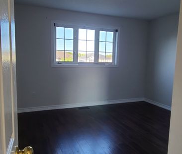 For Lease - 38 Lang Drive, Barrie, Ontario - Photo 6