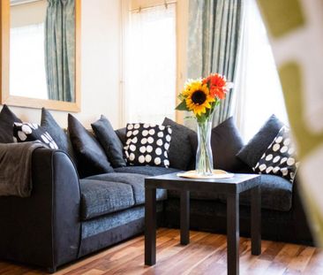 5 bedroom house to rent - Photo 1