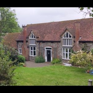 5 bedroom semi-detached house to rent - Photo 2