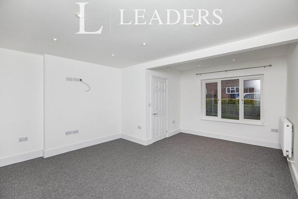 3 bedroom house to rent - Photo 1