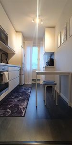 Ljus och välplanerad ett-rumslägenhet i Backa med nära kollektivtrafik! - Photo 3