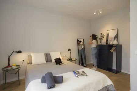 Carrer de lEditor Cabrerizo, Valencia, Valencian Community 46001 - Photo 4