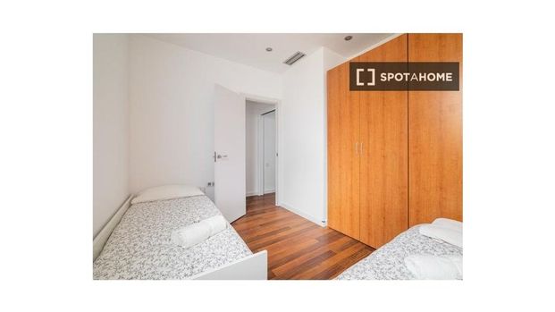 3 room luxury Flat for rent in Barcelona, Catalonia - Photo 1