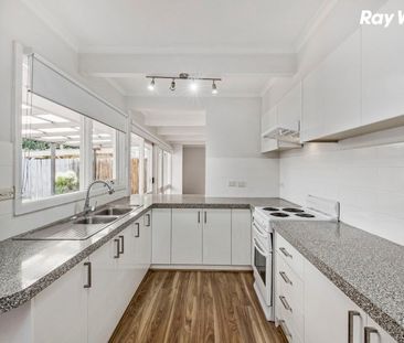 A Contemporary find with Fabulous Flair - Photo 4