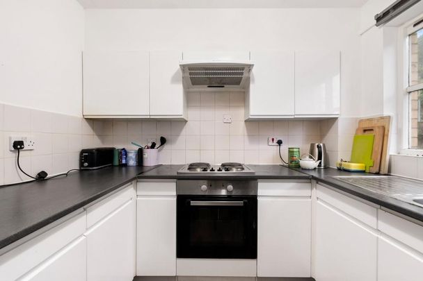 2 bedroom maisonette to rent - Photo 1