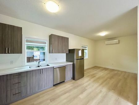 For Lease - 178 Woodward Avenue Unit# 4, London North, Ontario - Photo 5