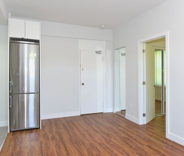 160 Huron Street - Photo 1
