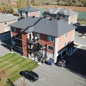 5 Et Demi à Louer Val Des Brises Laval - Photo 2