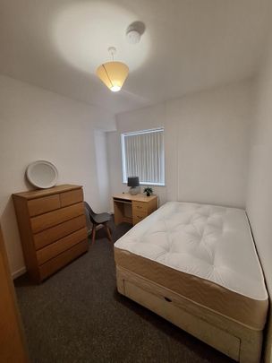 5 bedroom house to rent - Photo 1