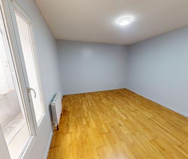 Maison de plain-pied 62.29 m2 avec cave et remise - 94200 Ivry-sur-... - Photo 2