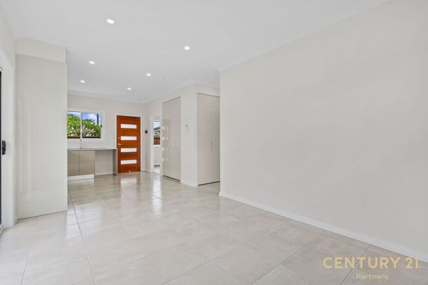 Offering Convenience & Modern Style&excl; - Photo 1