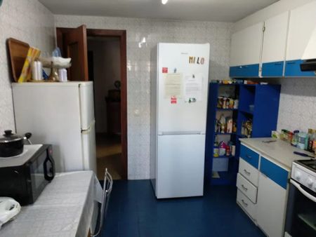 Avinguda de Campanar, Valencia, Valencian Community 46009 - Photo 3