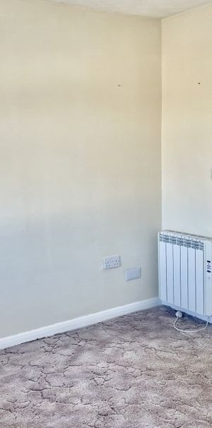South Road - Photo 1