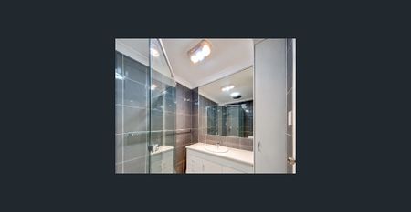 Stylish 3 Bedroom Townhouse with Stair Lift – Comfort, Convenience & Easy Living! - Photo 5